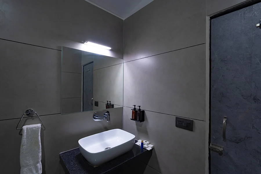 Lake View Rooms